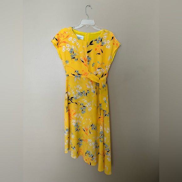 Donna Morgan | Dresses | Donna Morgan Yellow Floral Midi Dress With ...